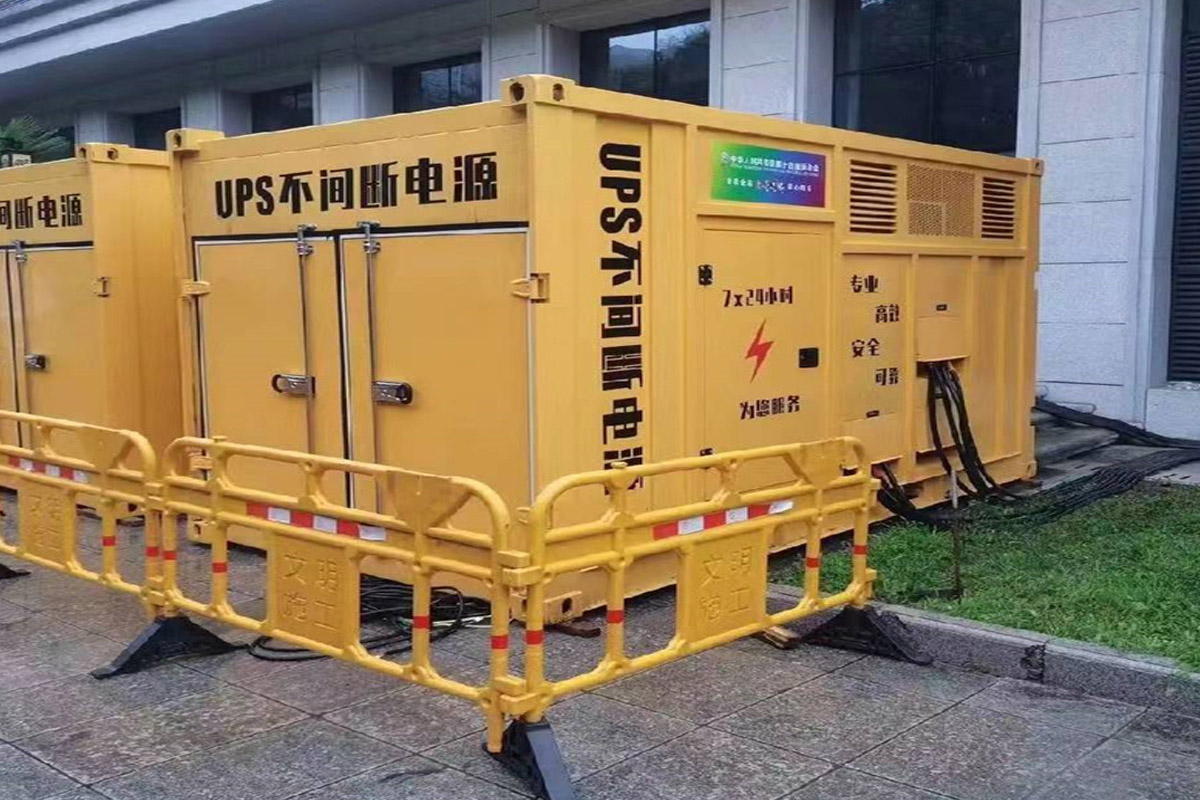 普兰店发电机租赁施工现场